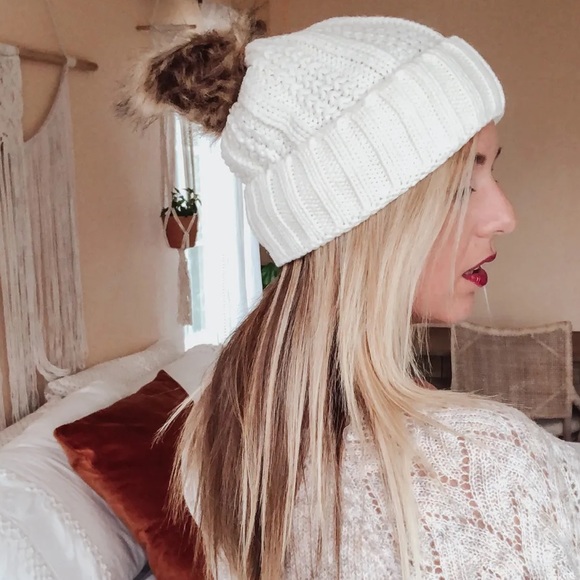 💃🏻Faux Fur Pom Beanie cable knit - Picture 6 of 10